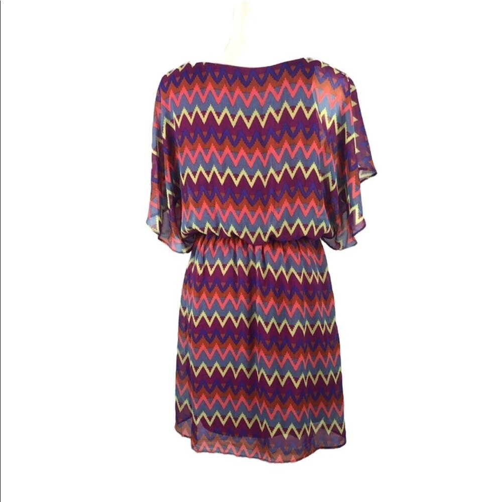 Miami brand Dress Women’s Size Large chevron print Colorful - Picture 3 of 6